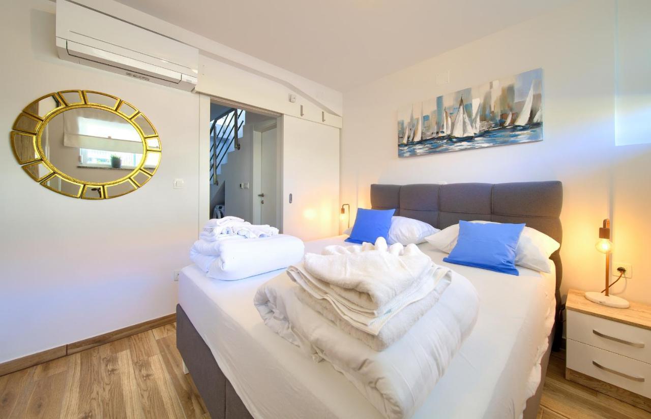Villa Solis Lacus Modern Apartment - Private Heated Pool - Smart Tv Sky X - Free Parking Njivice Luaran gambar